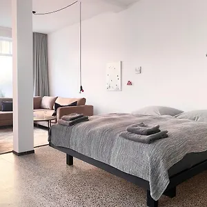 Apartment Zehuus - Historical Charm 70qm, Köln